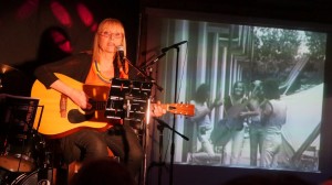 Koncert közben Józsa Erika